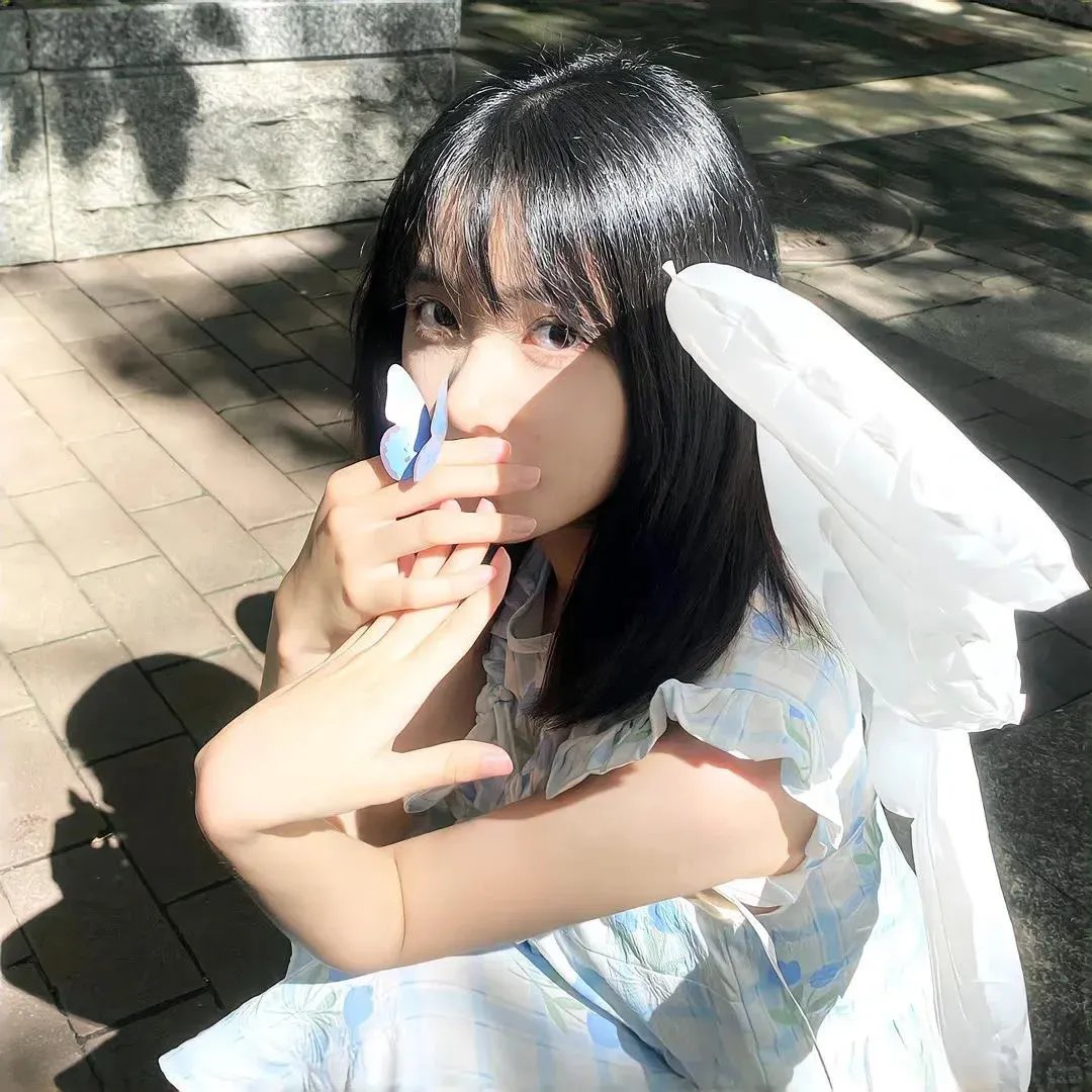 暴雨寒梅